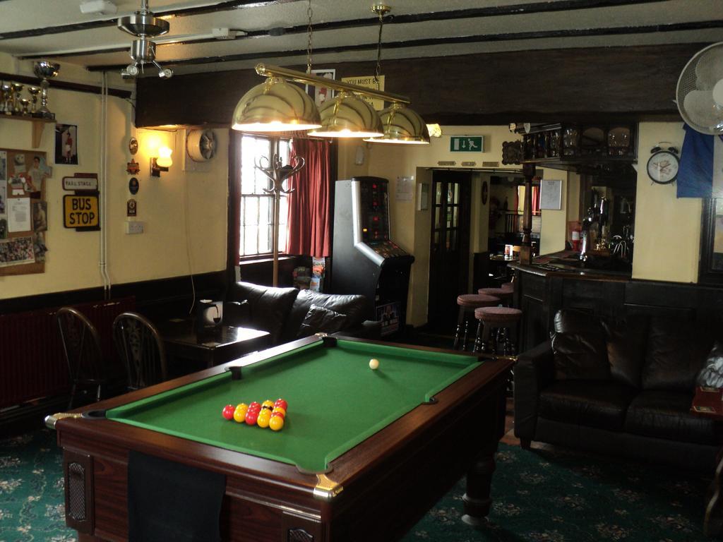 Ostler Inn Uffculme Exterior foto